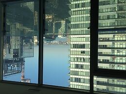 TO Stays - York and Lakeshore