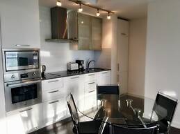 TO Stays - York and Lakeshore