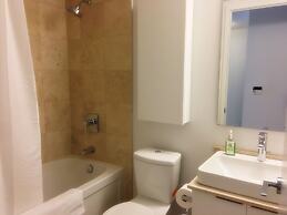 TO Stays - York and Lakeshore