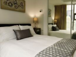 TO Stays - York and Lakeshore