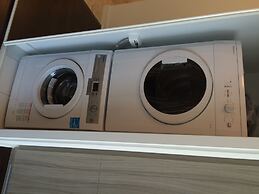 TO Stays - York and Lakeshore