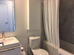 TO Stays - York and Lakeshore