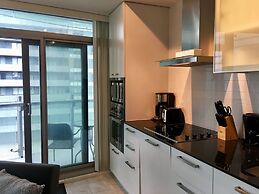 TO Stays - York and Lakeshore