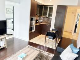 TO Stays - York and Lakeshore