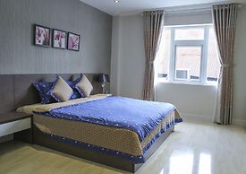 Sunny Serviced Apartment