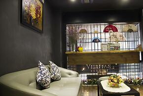 Sunny Serviced Apartment