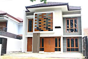 De Nuansa II Dago Syariah by HouseinBandung