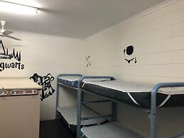 Frogshollow Backpackers