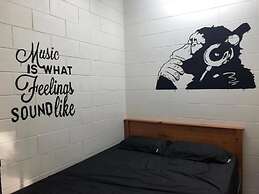 Frogshollow Backpackers