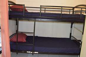 Frogshollow Backpackers