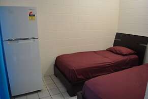 Frogshollow Backpackers