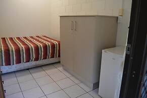 Frogshollow Backpackers