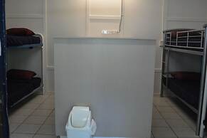 Frogshollow Backpackers