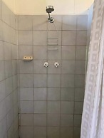 Frogshollow Backpackers