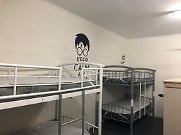 Frogshollow Backpackers