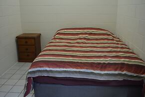 Frogshollow Backpackers