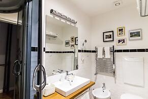 Athena Guest House