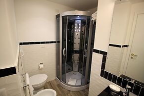 Athena Guest House