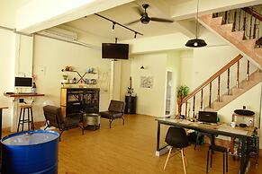 Chiayi Petite Hostel