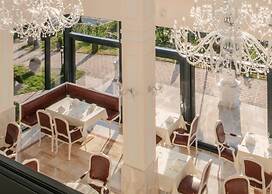 Grand Hotel Palladium Munich