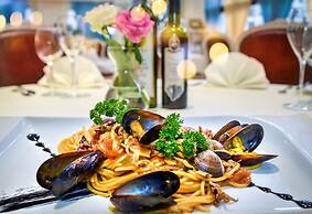 Grand Hotel Palladium Munich