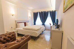 Grand Hotel Palladium Munich