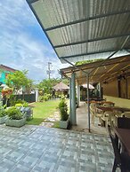 Coron Vista Lodge