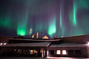 Santa's Hotel Aurora & Igloos