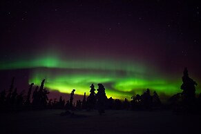 Santa's Hotel Aurora & Igloos