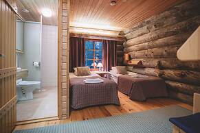 Santa's Hotel Aurora & Igloos