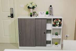 Vienghomnuan Suite Chiang Mai at D.Vieng Condo