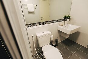 Vienghomnuan Suite Chiang Mai at D.Vieng Condo