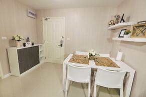 Vienghomnuan Suite Chiang Mai at D.Vieng Condo