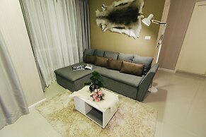 Vienghomnuan Suite Chiang Mai at D.Vieng Condo