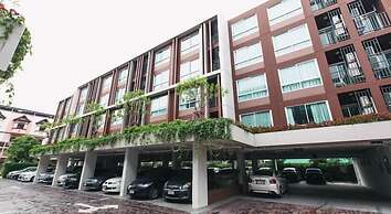 Vienghomnuan Suite Chiang Mai at D.Vieng Condo