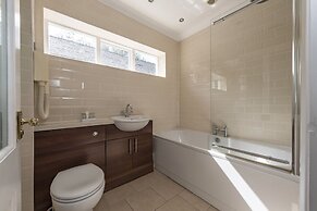 Statham Lodge Hotel