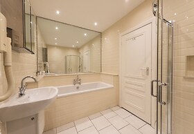 Statham Lodge Hotel