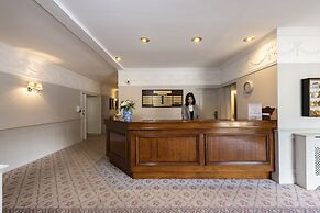 Statham Lodge Hotel