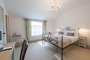 Lion and Pheasant Hotel