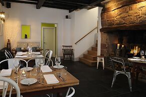 Lion and Pheasant Hotel