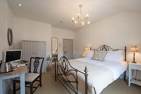 Lion and Pheasant Hotel