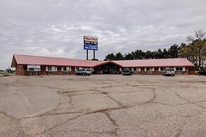 Bloomer Inn & Suites