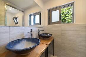 Lemonia Accommodations