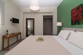 Lemonia Accommodations