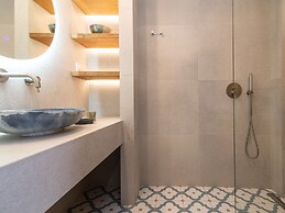 Lemonia Accommodations