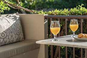 Lemonia Accommodations