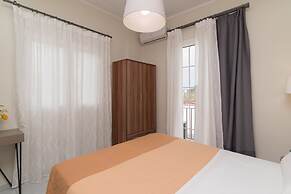 Lemonia Accommodations