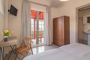 Lemonia Accommodations