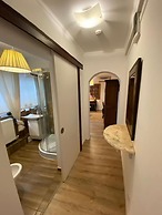 Grand Boutique Hotel