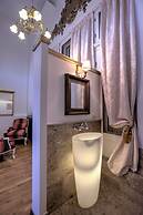 Grand Boutique Hotel